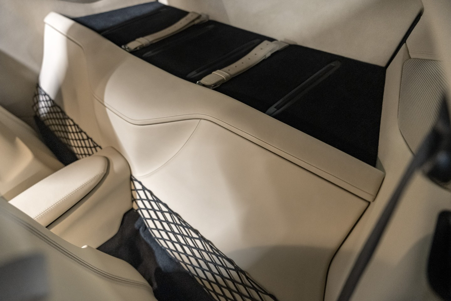 
                                                Voiture
                                                 Ferrari F12 Berlinetta V12 6.0 740