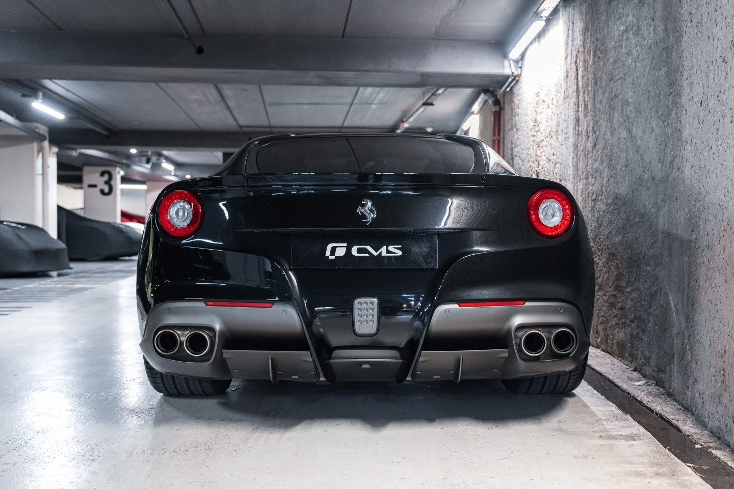 
                                                Voiture
                                                 Ferrari F12 Berlinetta V12 6.0 740