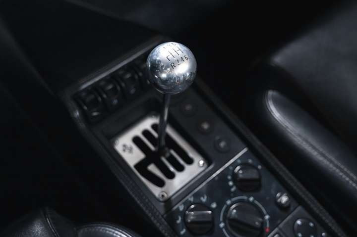 
                                                Voiture
                                                 Ferrari F355 3.5i Spider