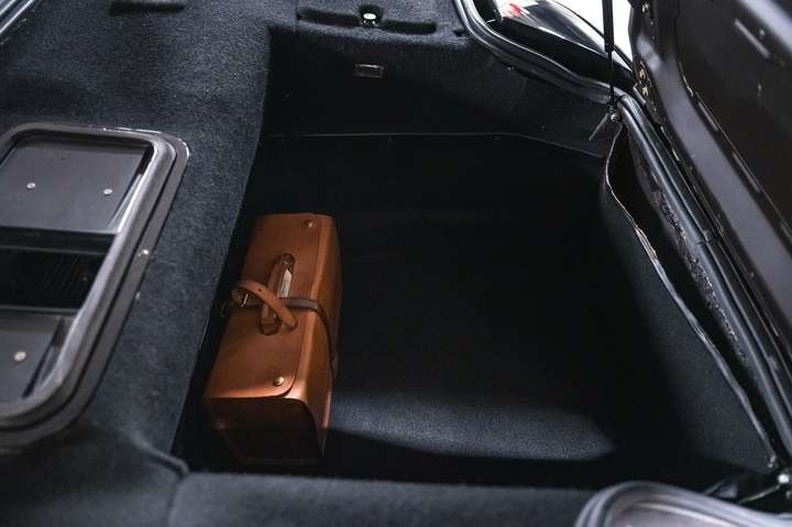 
                                                Voiture
                                                 Ferrari F355 3.5i Spider