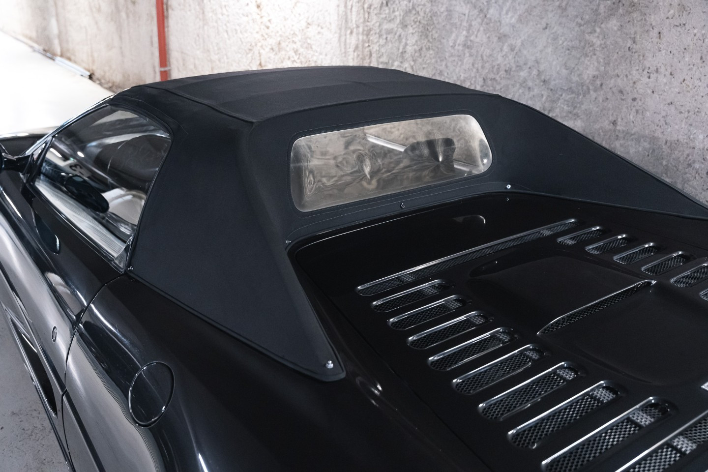 
                                                Voiture
                                                 Ferrari F355 Spider V8 3.5 380