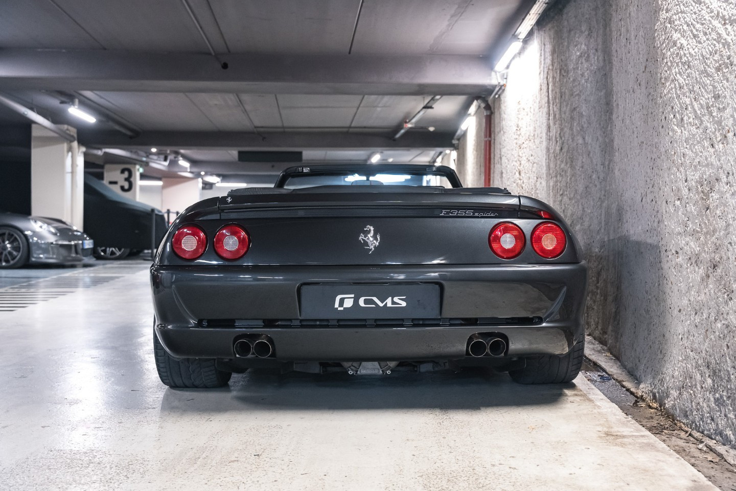 
                                                Voiture
                                                 Ferrari F355 Spider V8 3.5 380