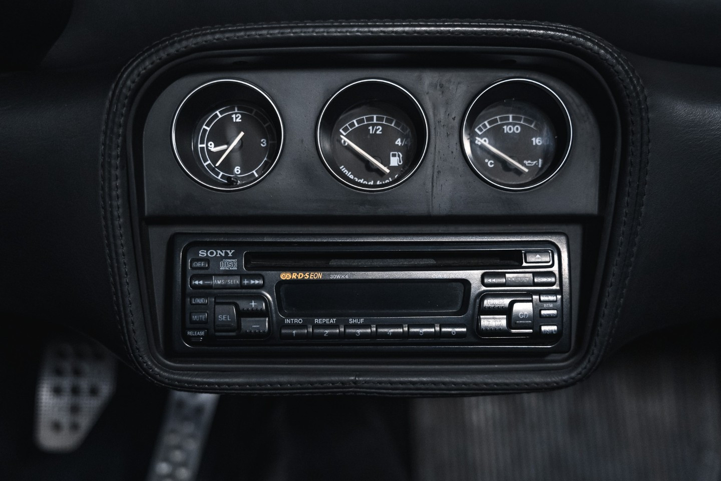 
                                                Voiture
                                                 Ferrari F355 Spider V8 3.5 380