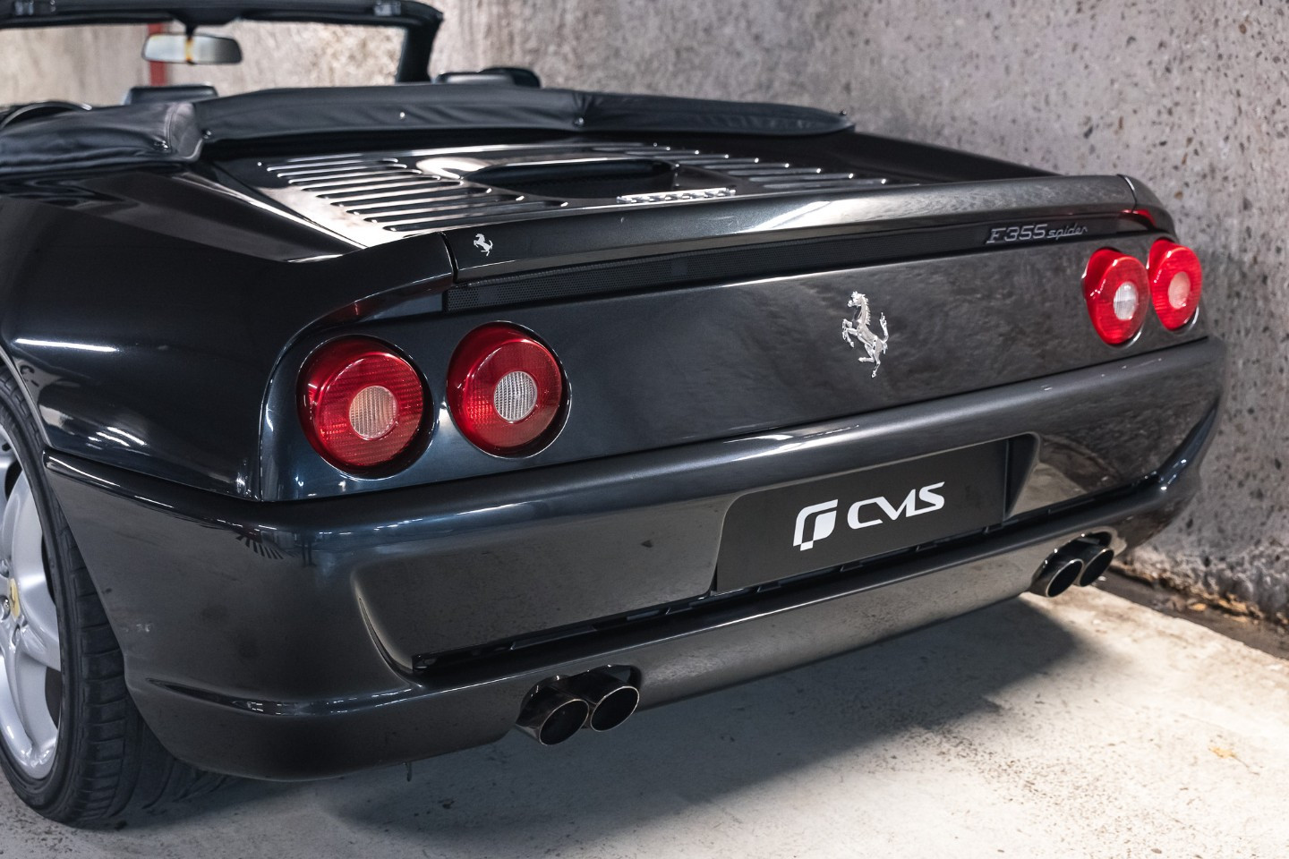 
                                                Voiture
                                                 Ferrari F355 Spider V8 3.5 380