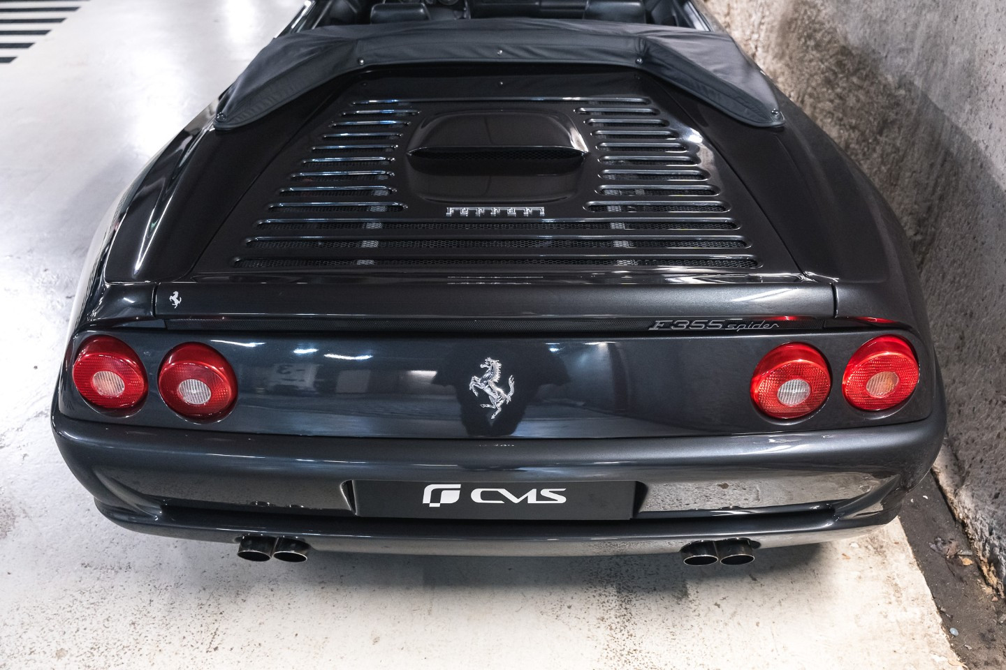 
                                                Voiture
                                                 Ferrari F355 Spider V8 3.5 380
