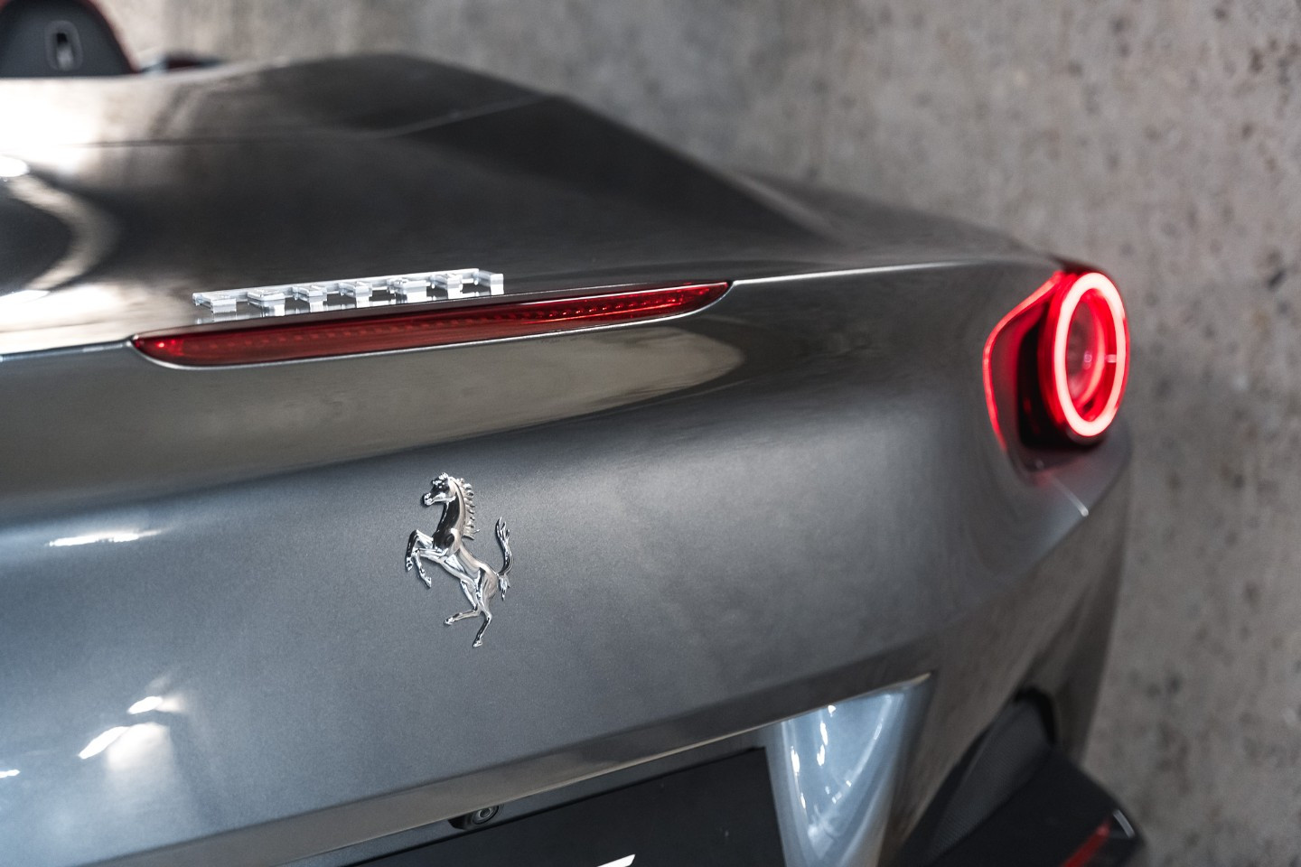 
                                                Voiture
                                                 Ferrari Portofino 4.0 V8 600