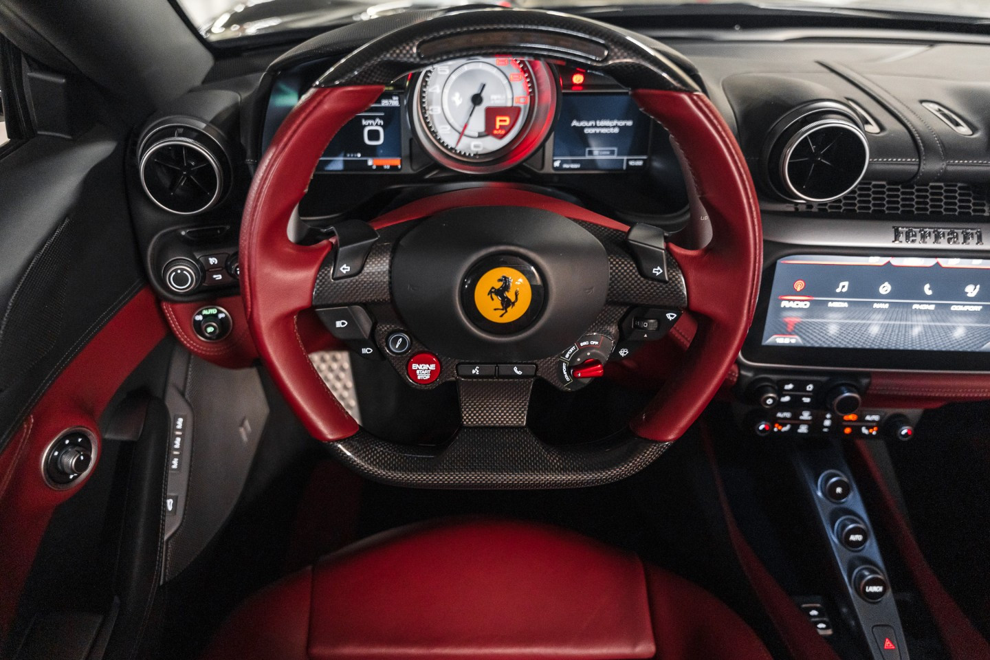 
                                                Voiture
                                                 Ferrari Portofino 4.0 V8 600