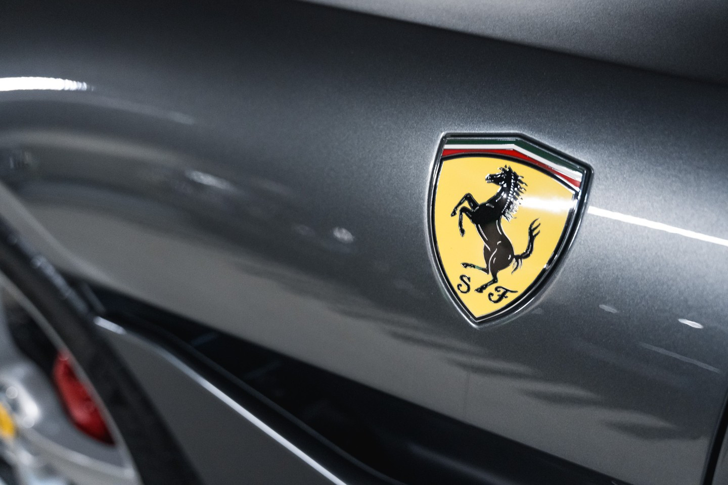 
                                                Voiture
                                                 Ferrari Portofino 4.0 V8 600