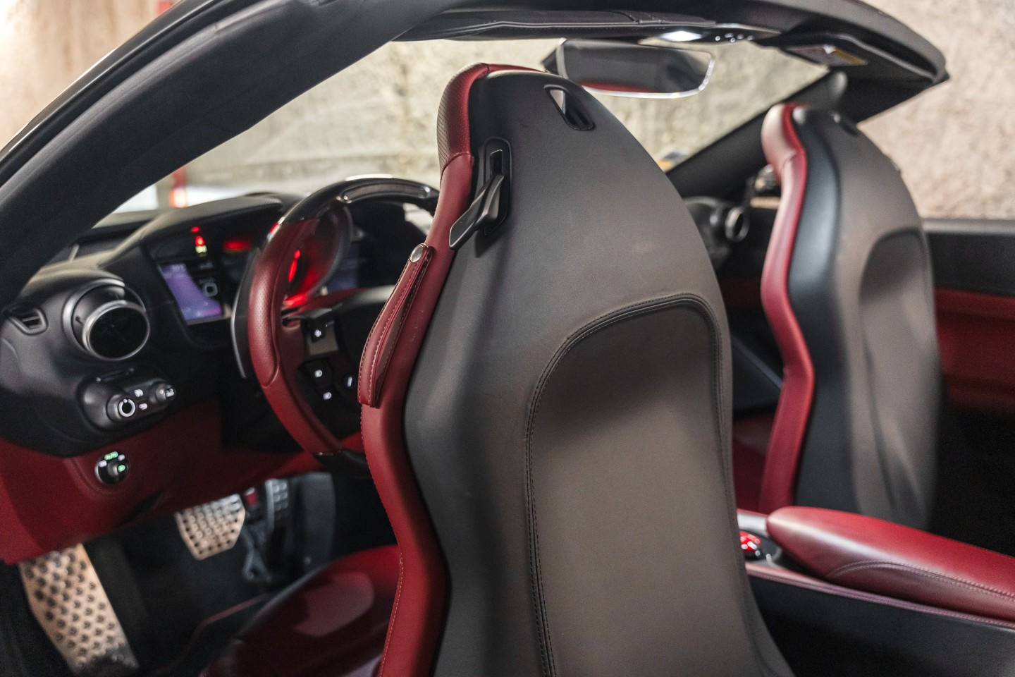 
                                                Voiture
                                                 Ferrari Portofino 4.0 V8 600