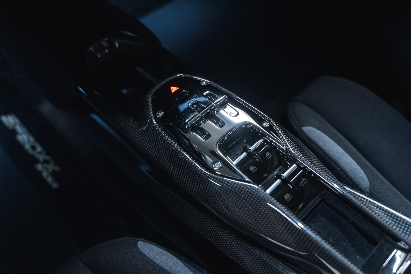 
                                                Voiture
                                                 Ferrari SF90XX Spider V8 4.0 1030