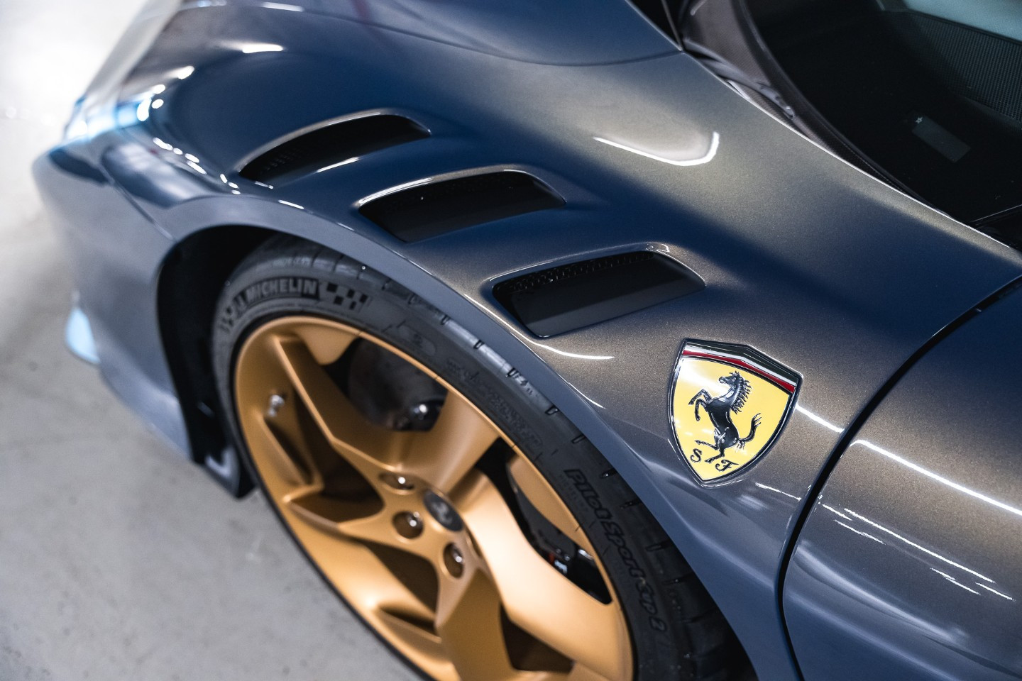 
                                                Voiture
                                                 Ferrari SF90XX Spider V8 4.0 1030