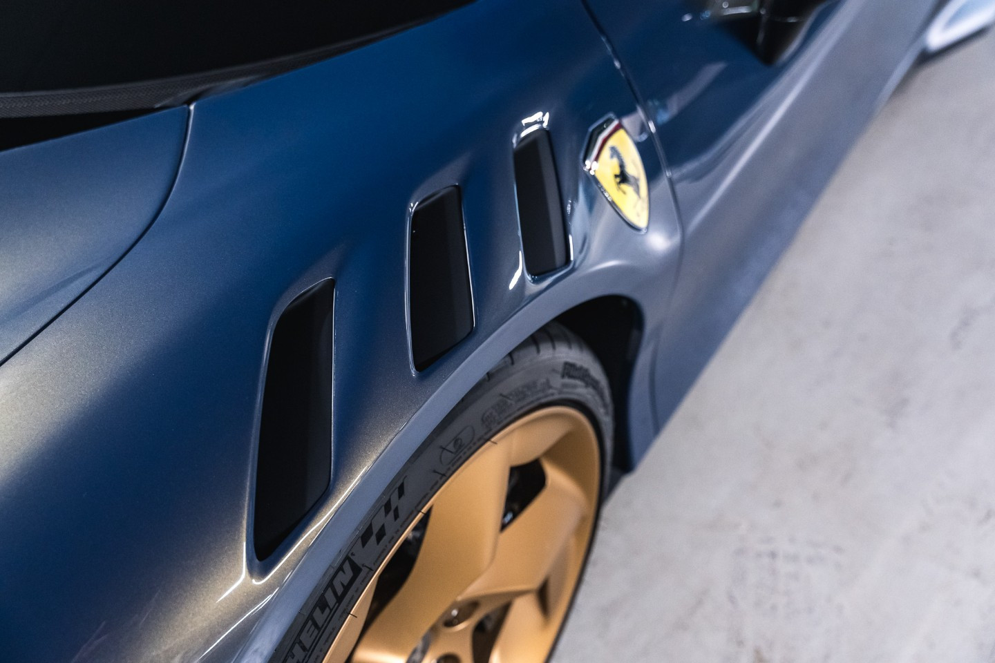 
                                                Voiture
                                                 Ferrari SF90XX Spider V8 4.0 1030