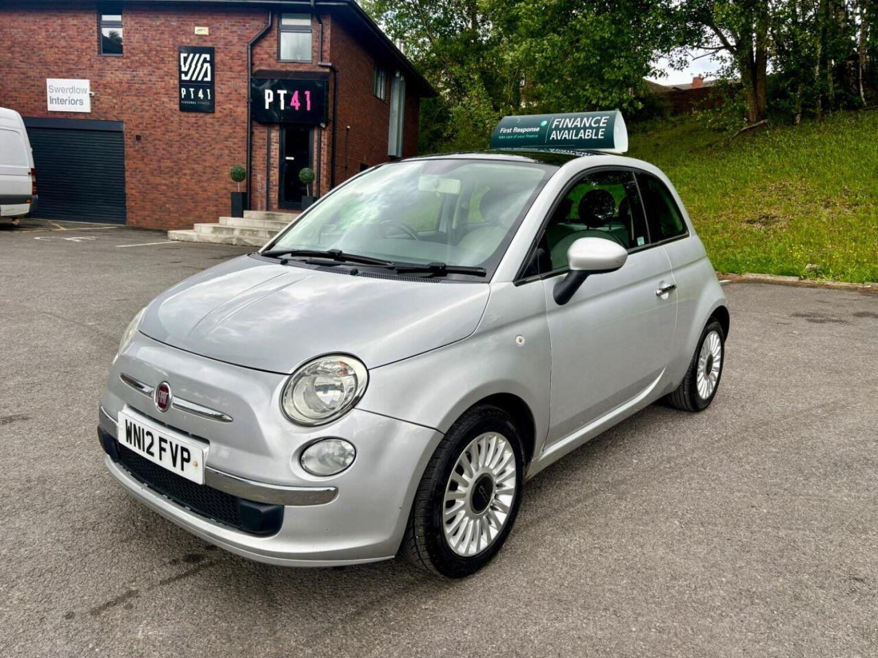 
                                                Voiture
                                                 Fiat 500 1.2 Lounge Hatchback 3dr Petrol Manual Euro 5 (s/s) (69 bhp)
