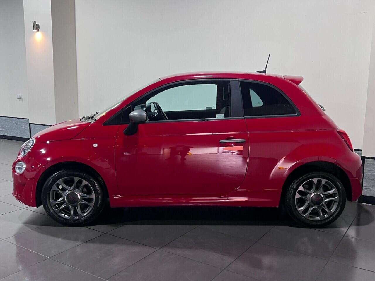 
                                                Voiture
                                                 Fiat 500 1.2 S Hatchback 3dr Petrol Manual Euro 6 (s/s) (69 bhp)