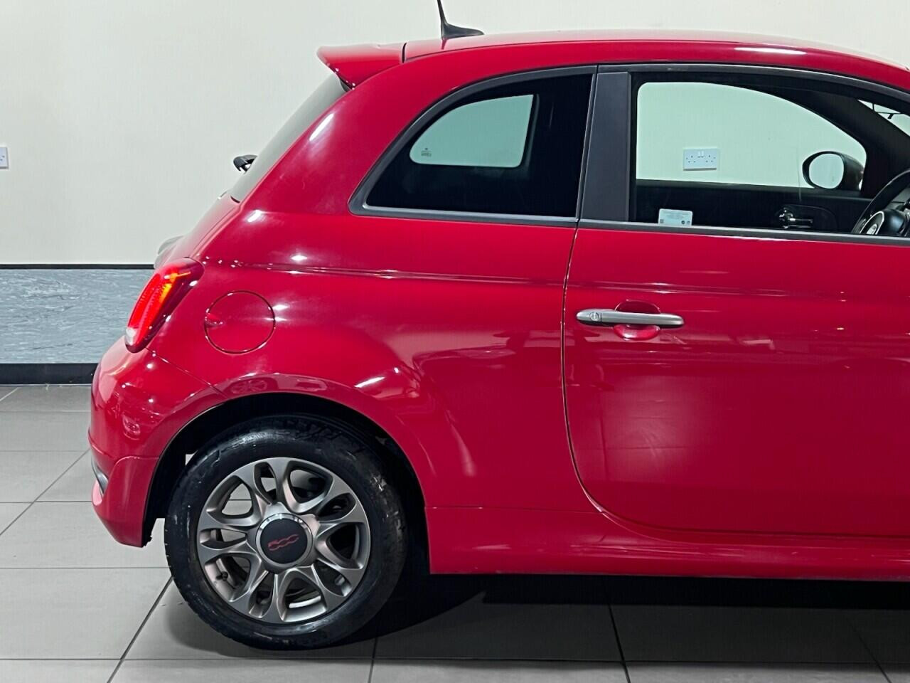 
                                                Voiture
                                                 Fiat 500 1.2 S Hatchback 3dr Petrol Manual Euro 6 (s/s) (69 bhp)