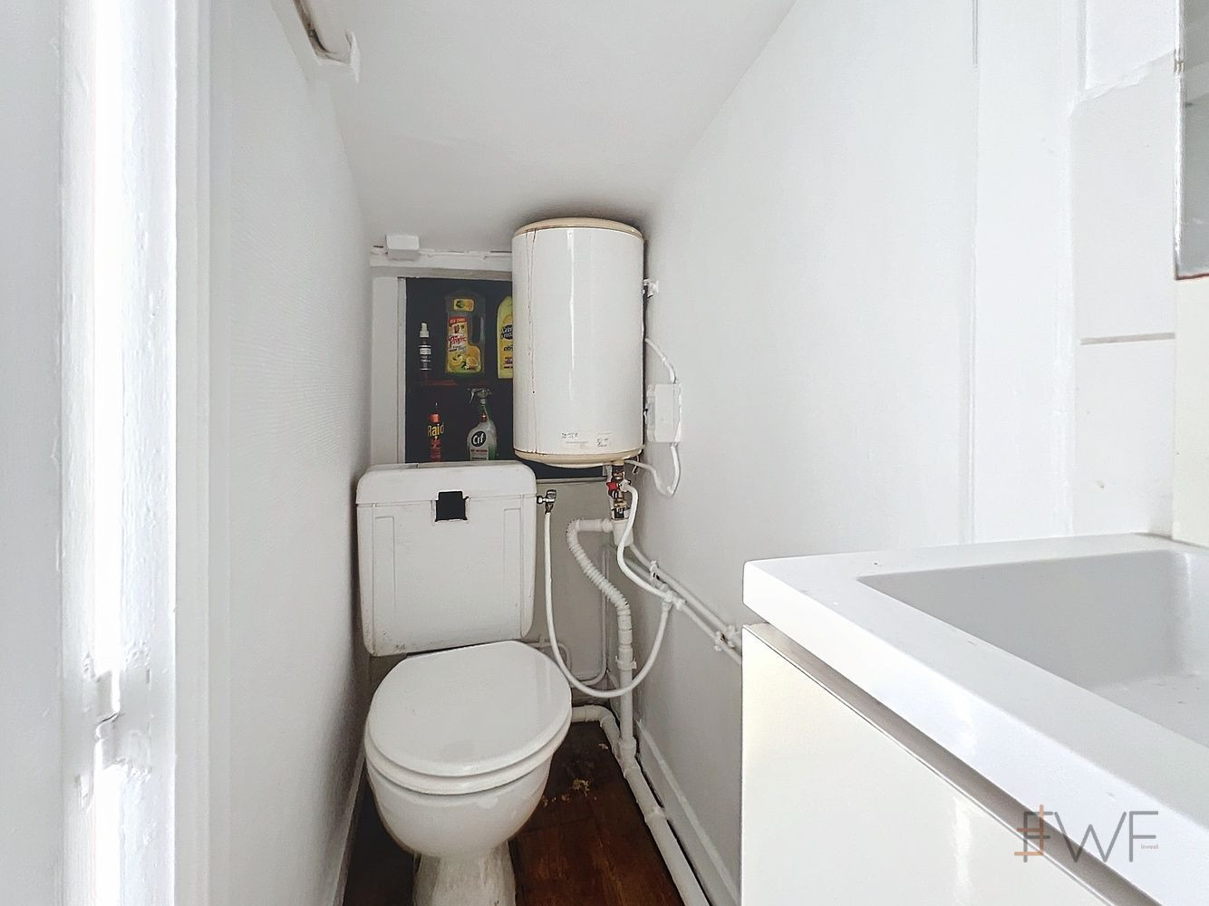 
                                                Vente
                                                 FLACHAT - Studio 17m² parfait état