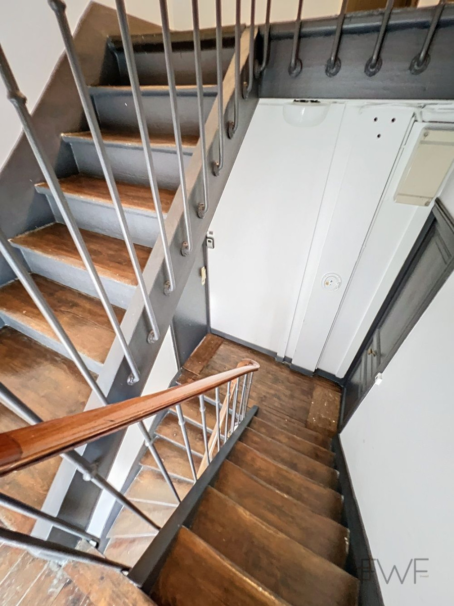 
                                                Vente
                                                 FLACHAT - Studio 17m² parfait état