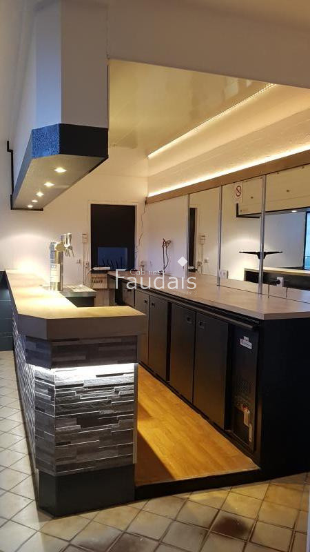 
                                                Vente
                                                 Fond de commerce + logement à GUILBERVILLE