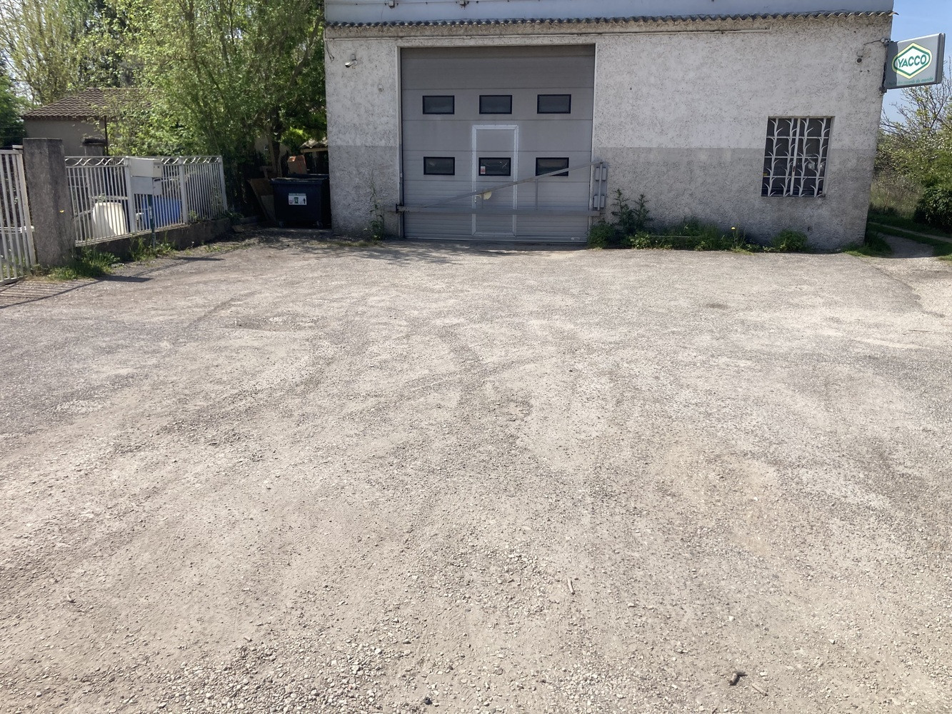 
                                                Vente
                                                 fond de commerce + matériel garage automobile