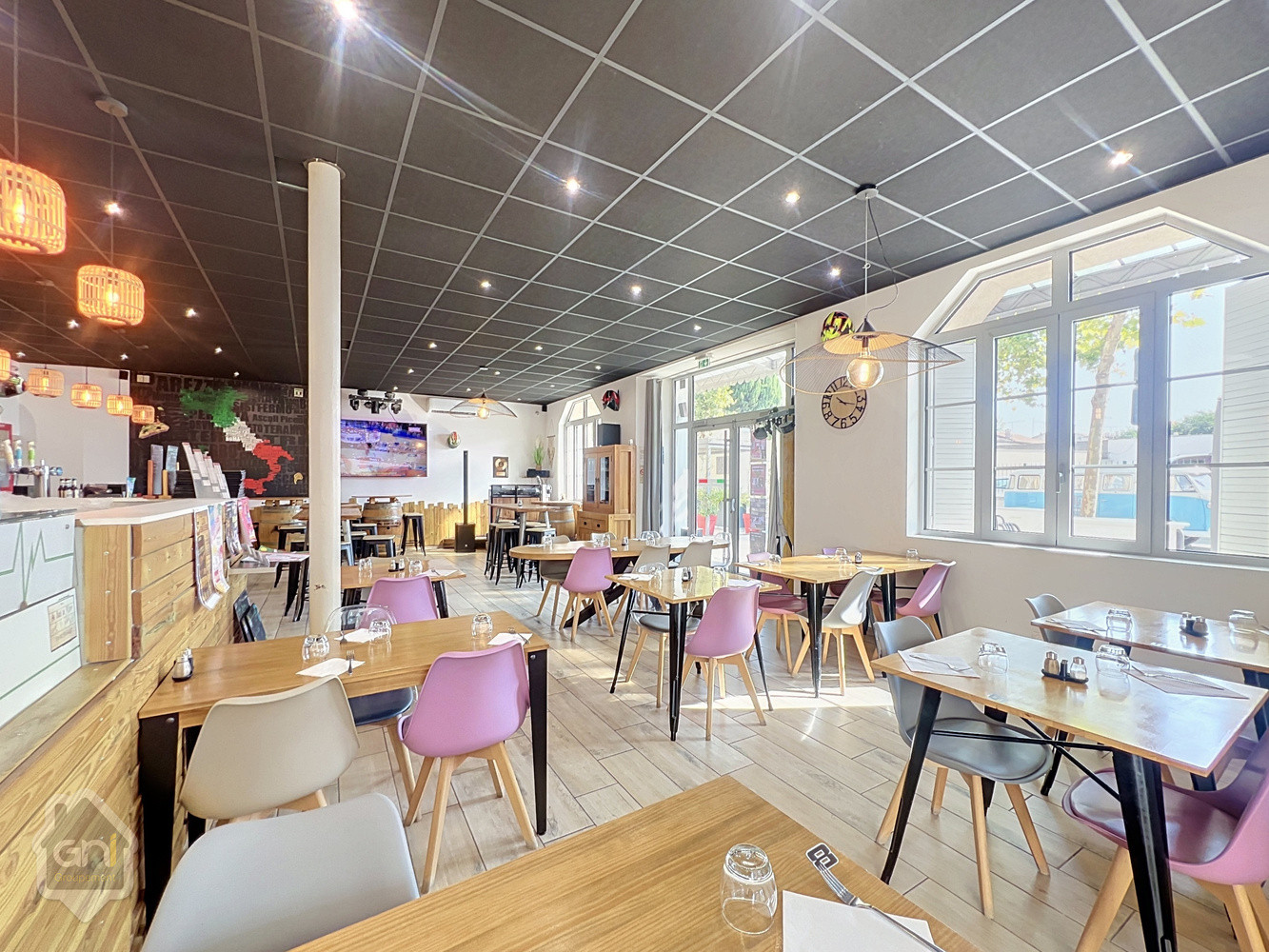 
                                                Vente
                                                 FONDS DE COMMERCE RESTAURATION