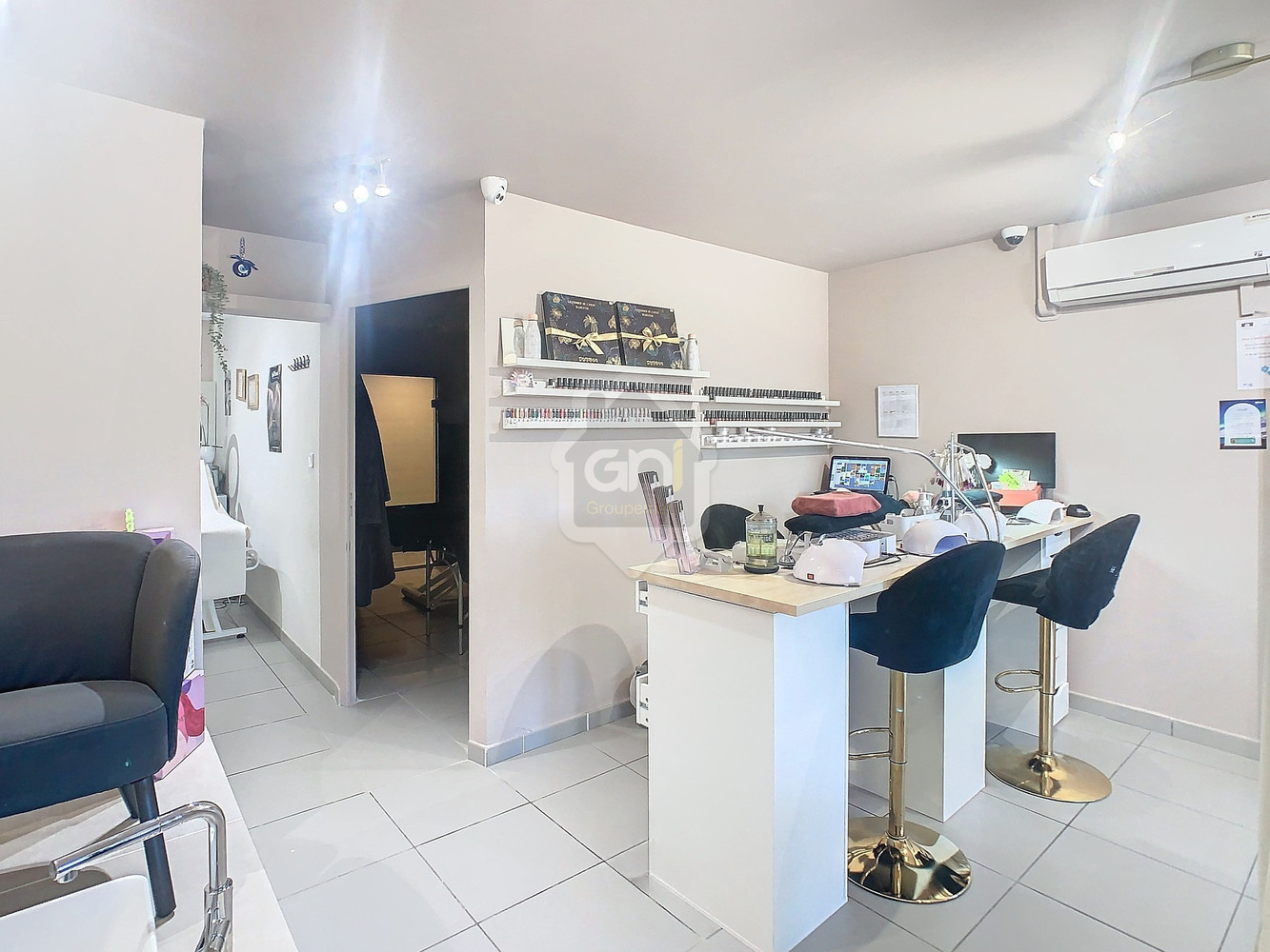 
                                                Vente
                                                 FONDS DE COMMERCE SALON ESTHETIQUE