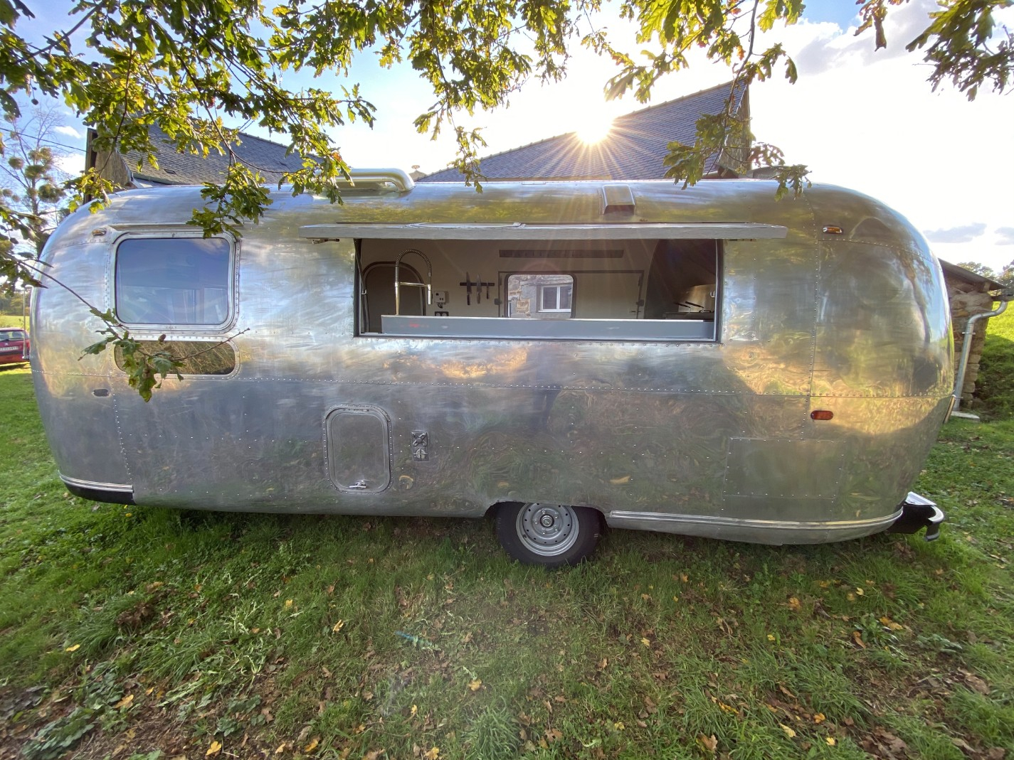 
                                                Matériel Restauration
                                                 Food Truck Airstream Safari 1969