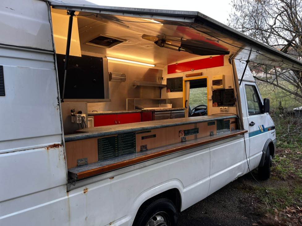 
                                                Matériel Restauration
                                                 FOODTRUCK PIZZA