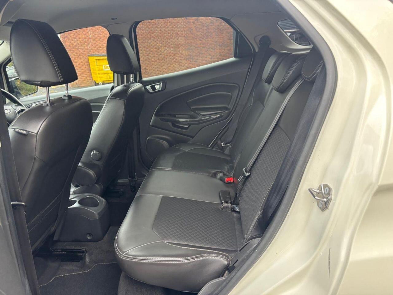 
                                                Voiture
                                                 Ford Ecosport 1.0T EcoBoost Titanium S SUV 5dr Petrol Manual 2WD Euro 6 (s/s) (140 ps)