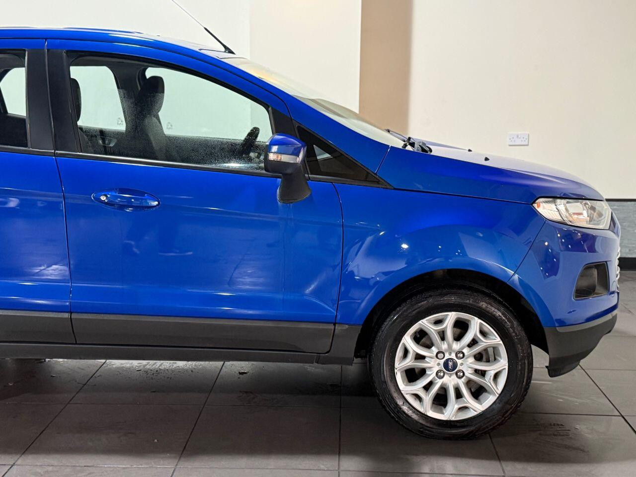 Voiture
                                                 Ford Ecosport 1.0T EcoBoost Zetec SUV 5dr Petrol Manual 2WD Euro 6 (s/s) (125 ps)
