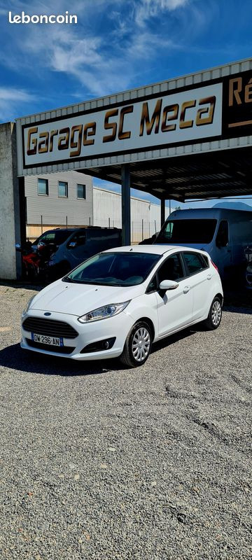 
                                                Voiture
                                                 Ford fiesta 1.0 ecoboost 100 ch edition 5 portes