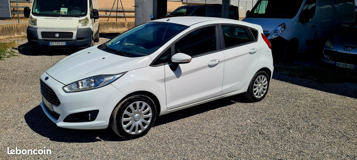 
                                                Voiture
                                                 Ford fiesta 1.0 ecoboost 100 ch edition 5 portes