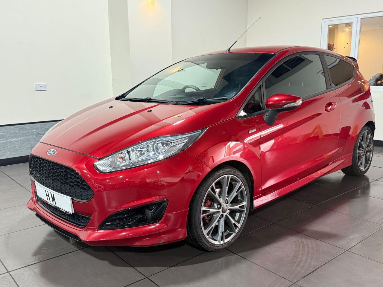 Voiture
                                                 Ford Fiesta 1.0T EcoBoost ST-Line Hatchback 3dr Petrol Manual Euro 6 (s/s) (140 ps)