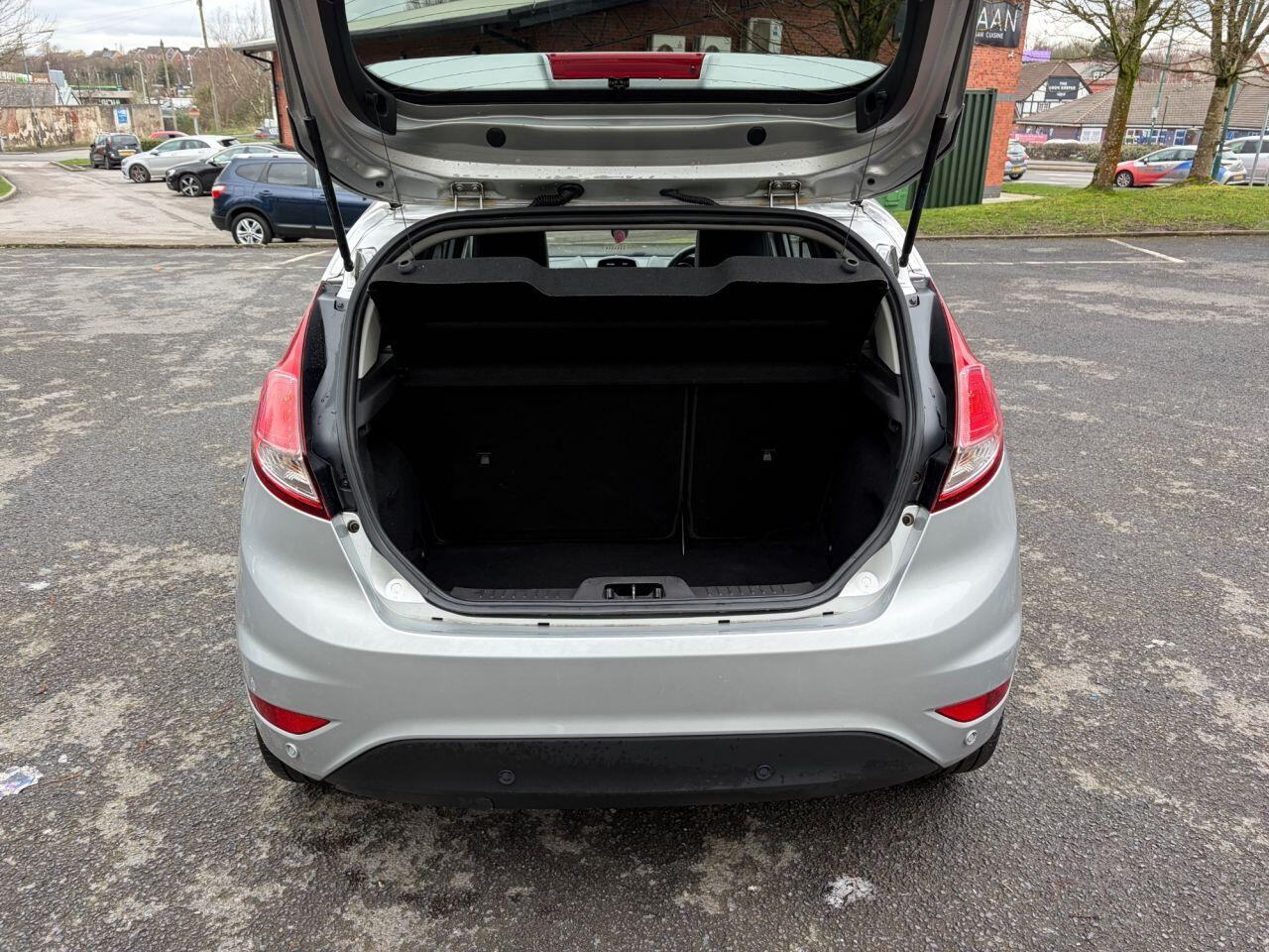 
                                                Voiture
                                                 Ford Fiesta 1.0T EcoBoost Titanium X Hatchback 5dr Petrol Manual Euro 5 (s/s) (125 ps) MOT 10/26 41K PSH CATS ULEZ