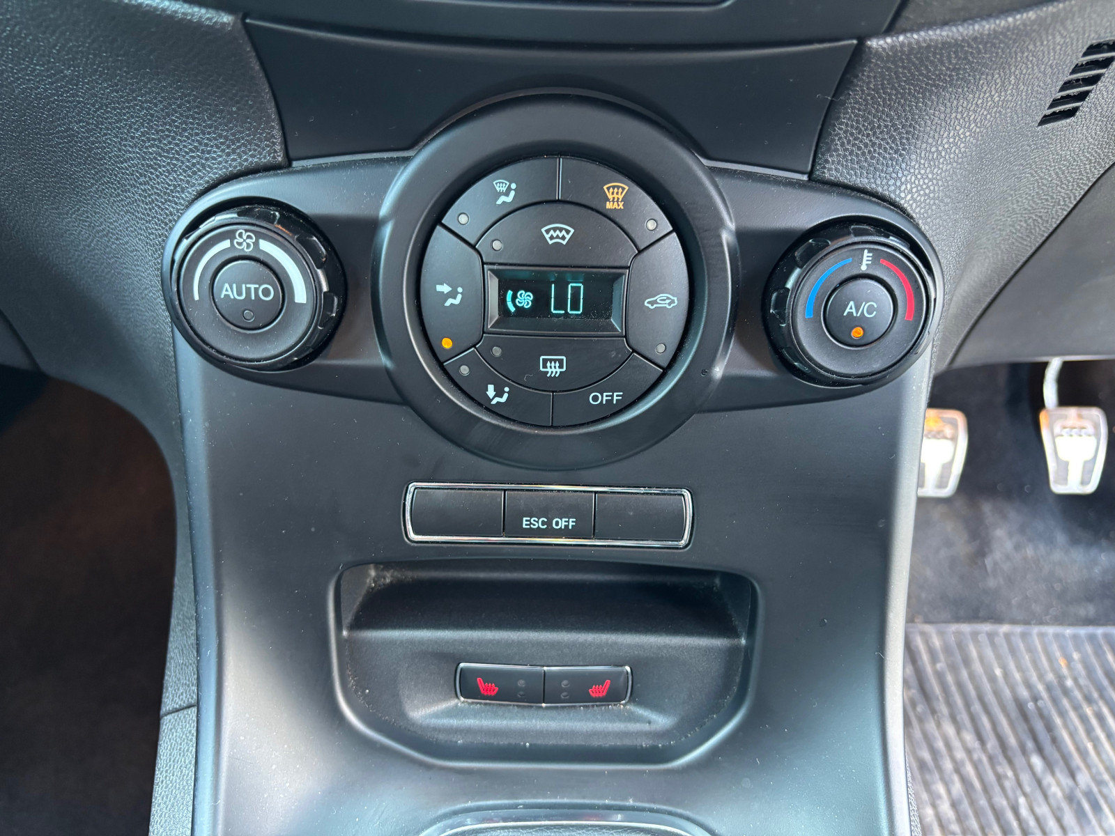 
                                                Voiture
                                                 Ford Fiesta ST-3