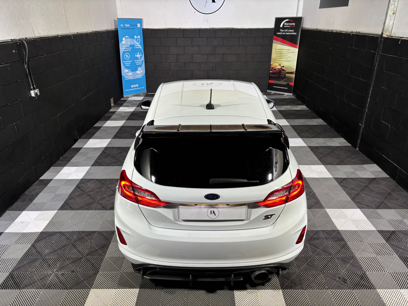 
                                                Voiture
                                                 Ford Fiesta ST-3