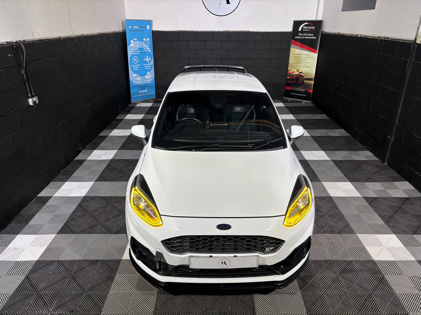 
                                                Voiture
                                                 Ford Fiesta ST-3