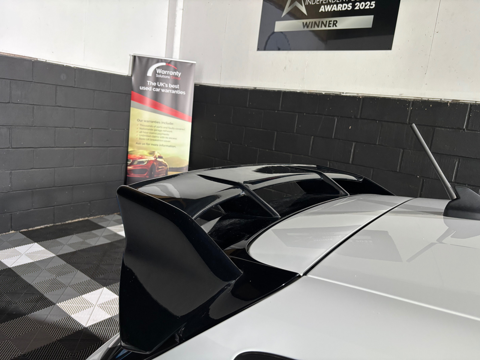 
                                                Voiture
                                                 Ford Fiesta ST-3