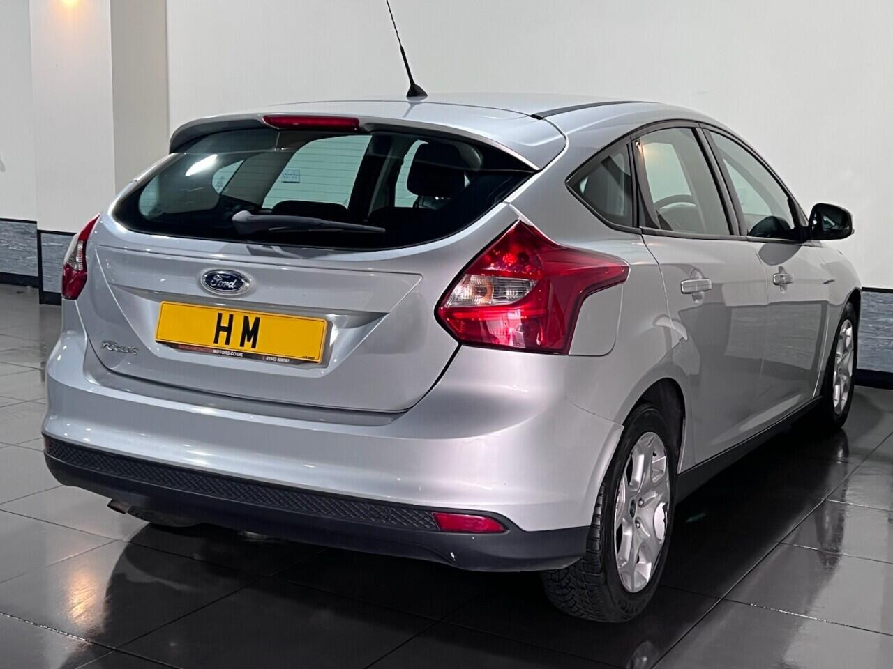 
                                                Voiture
                                                 Ford Focus 1.6 TDCi Edge Hatchback 5dr Diesel Manual Euro 5 (s/s) (115 ps)