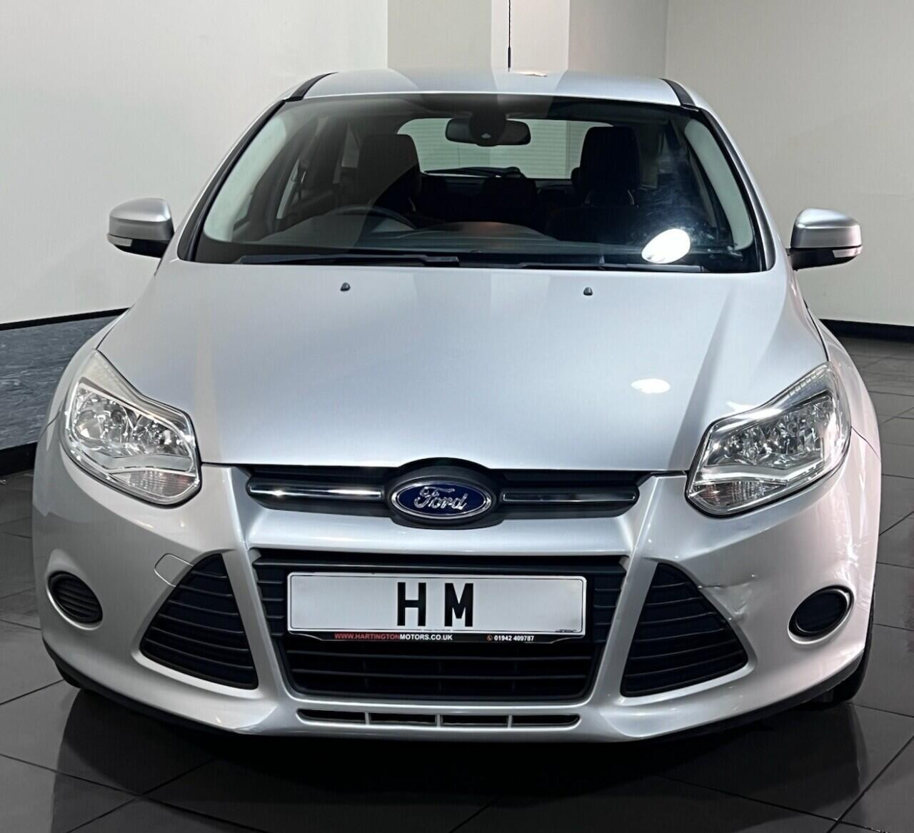 
                                                Voiture
                                                 Ford Focus 1.6 TDCi Edge Hatchback 5dr Diesel Manual Euro 5 (s/s) (115 ps)