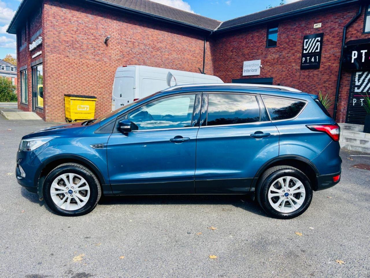 
                                                Voiture
                                                 Ford Kuga 1.5 TDCi Titanium SUV 5dr Diesel Manual Euro 6 (s/s) (120 ps)
