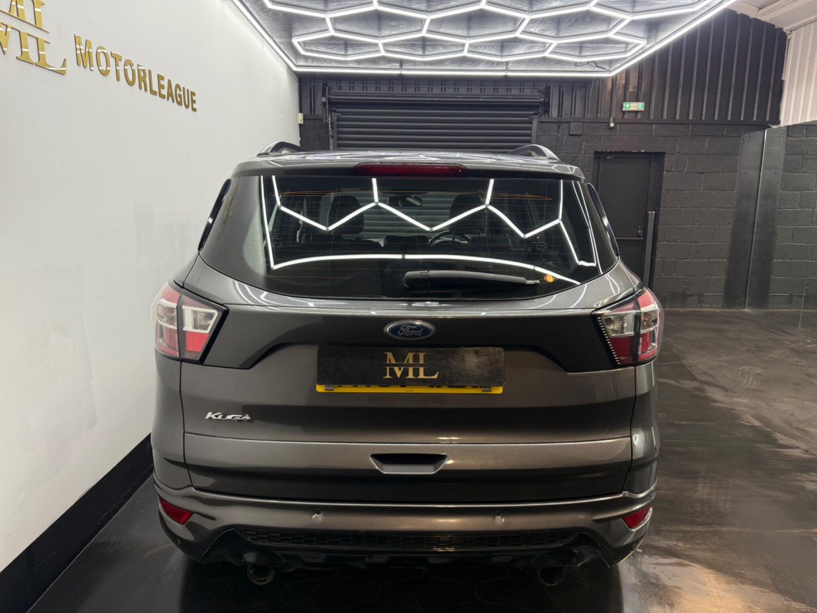 
                                                Voiture
                                                 Ford Kuga 2.0 TDCi EcoBlue ST-Line Euro 6 (s/s) 5dr