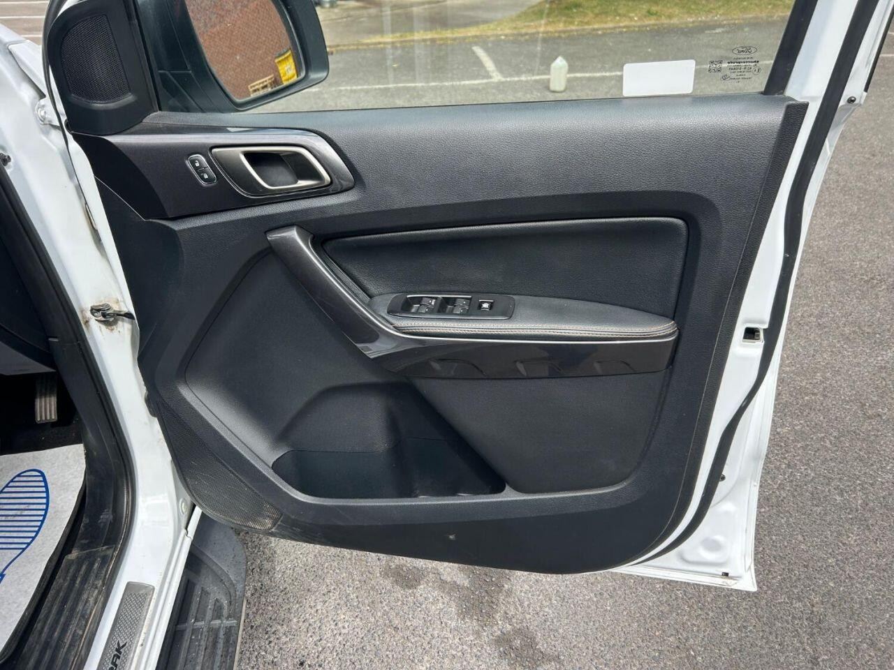 
                                                Voiture
                                                 Ford Ranger 2.0 EcoBlue Wildtrak Pickup Double Cab 4dr Diesel Auto 4WD Euro 6 (s/s) (213 ps)