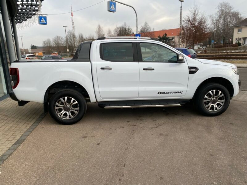 
                                                Voiture
                                                 Ford Ranger 3.2 TDCi 200 Double Cabine Wildtrak