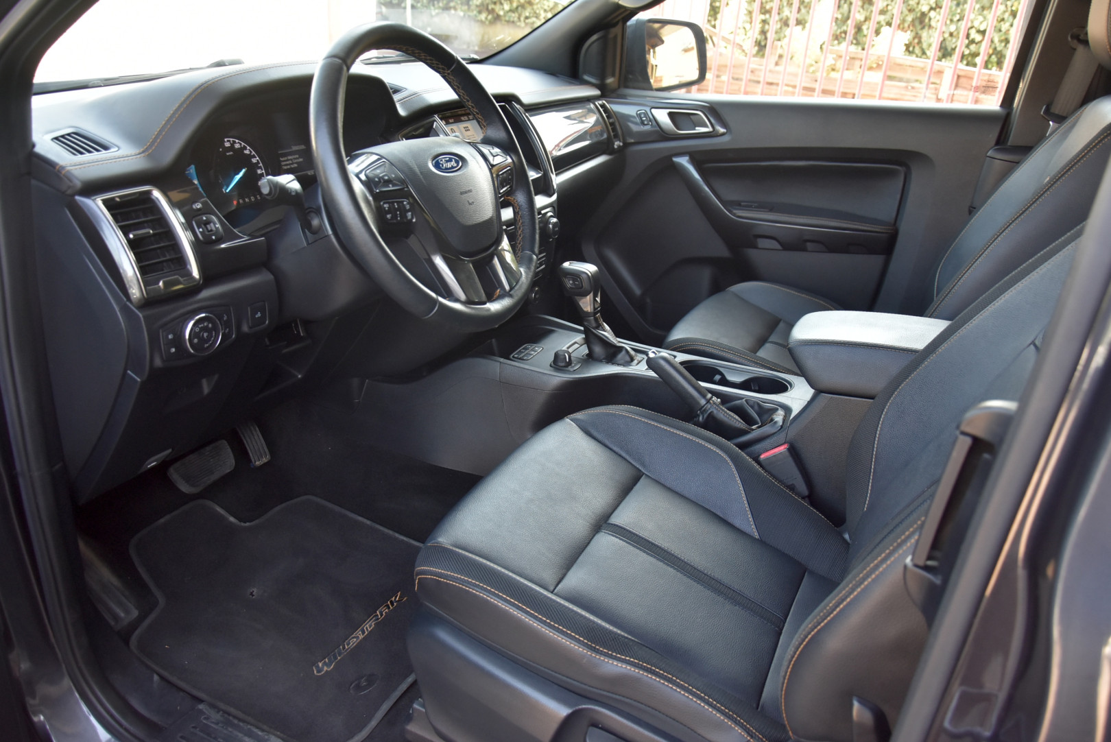 
                                                Voiture
                                                 Ford Ranger III SuperCabine 2.0 BiTurbo 213ch Wildtrack BVA -70 000km