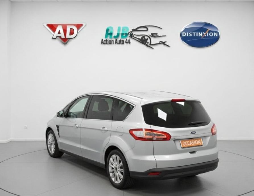 
                                                Voiture
                                                 Ford S-Max 2.0 TDCI 140CH - FAP TITANIUM