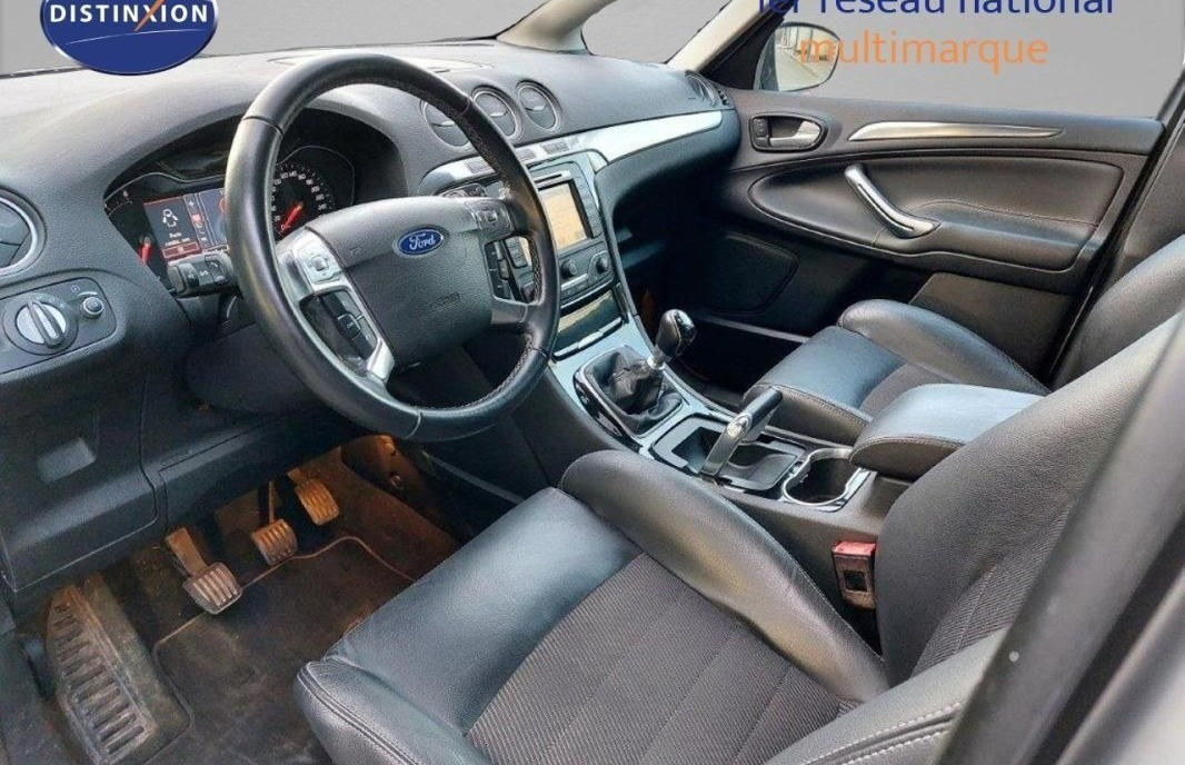 
                                                Voiture
                                                 Ford S-Max 2.0 TDCI 140CH - FAP TITANIUM