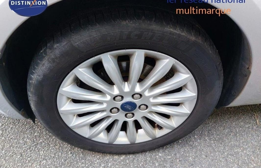 
                                                Voiture
                                                 Ford S-Max 2.0 TDCI 140CH - FAP TITANIUM