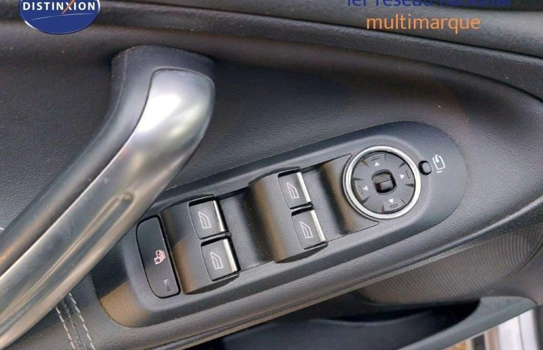 
                                                Voiture
                                                 Ford S-Max 2.0 TDCI 140CH - FAP TITANIUM