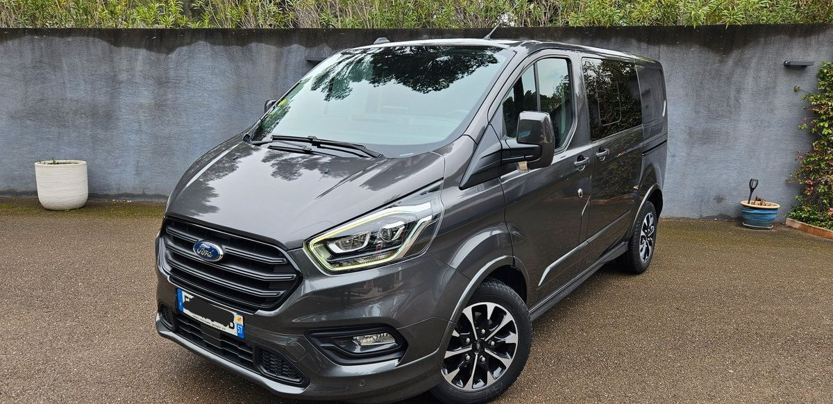 
                                                Voiture
                                                 FORD Transit Custom Sport LIH1 2.0 TDCI Ecoblue 185ch BVA