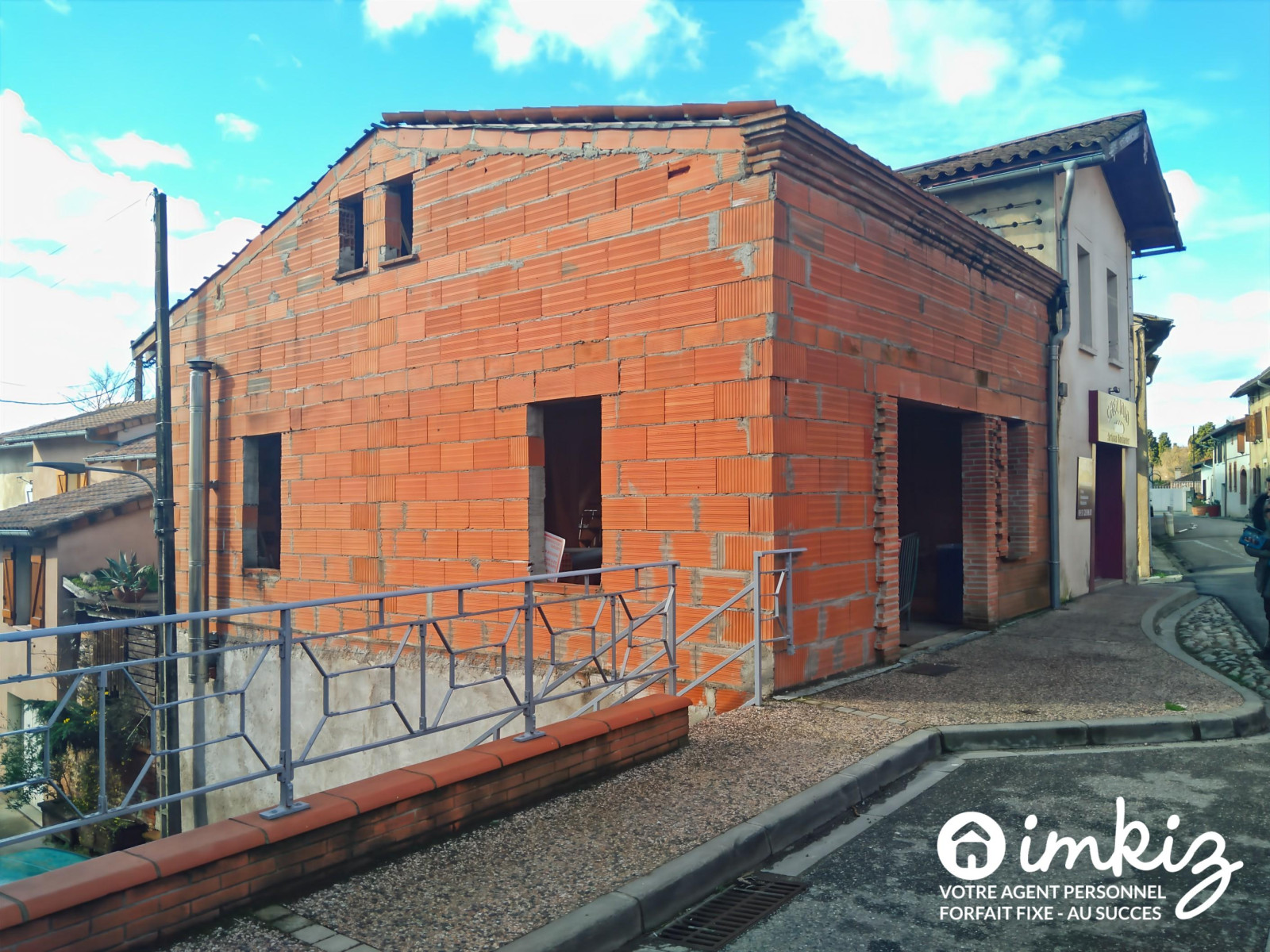 
                                                Vente
                                                 FORT POTENTIEL AU CŒUR DE CALMONT (31560)